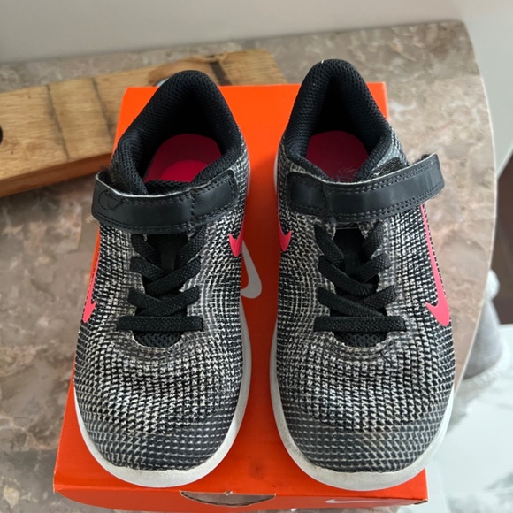 Kids Nike Flex:  11C - Picture 3 of 9